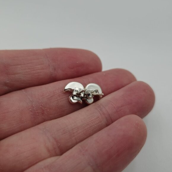 Sterling Silver Adorable Crystal Duck Small Stud Earrings A3257 - Picture 3 of 6